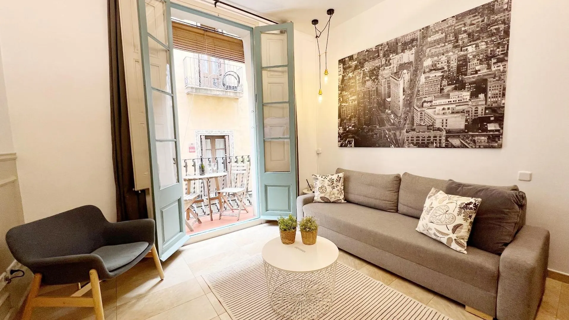 Torre De Gracia Barcelona Apartment
