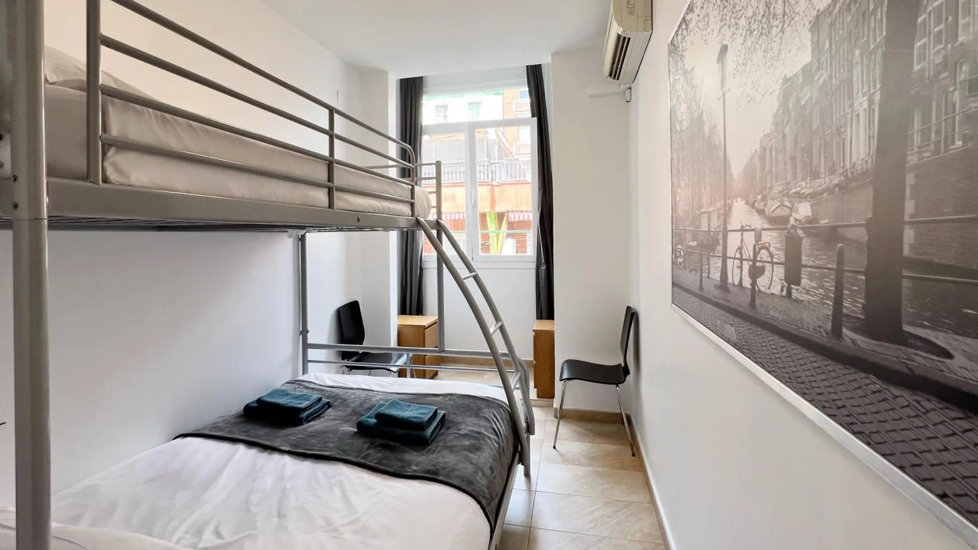 Torre De Gracia Barcelona Apartment
