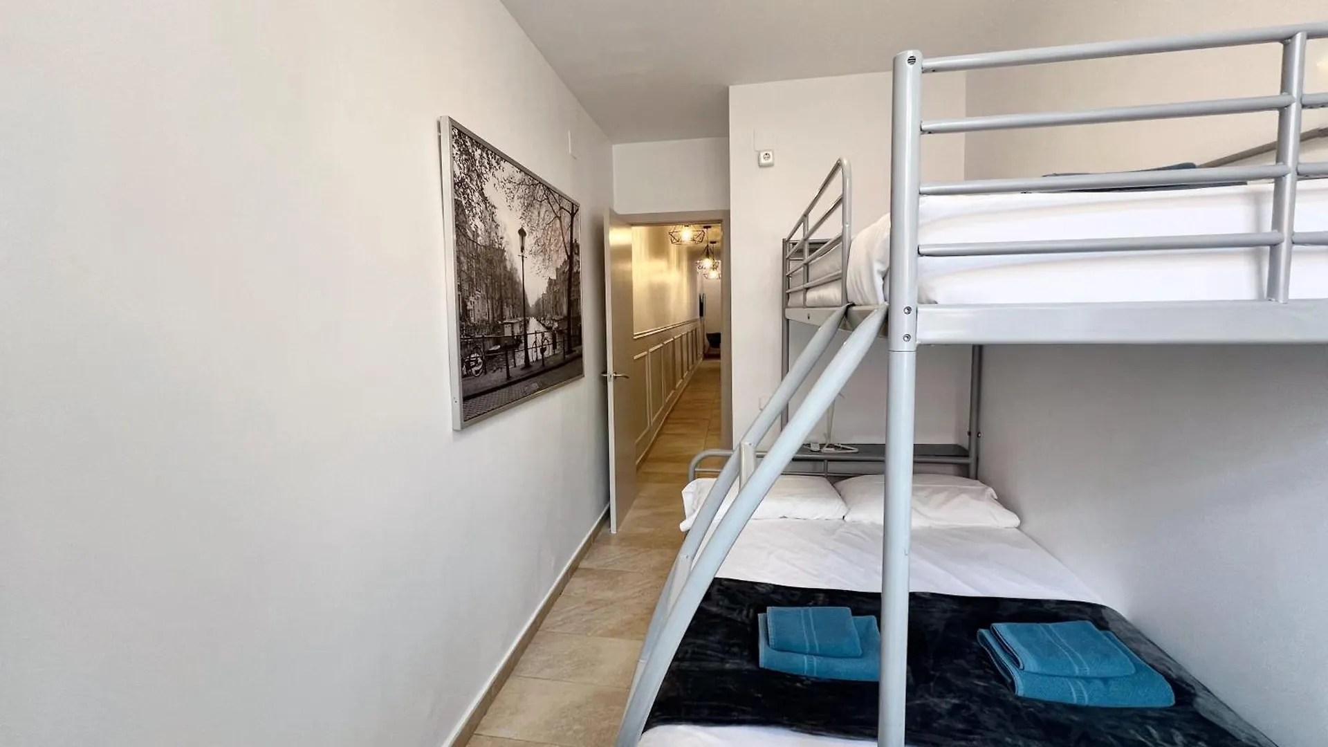 Torre De Gracia Barcelona Apartment